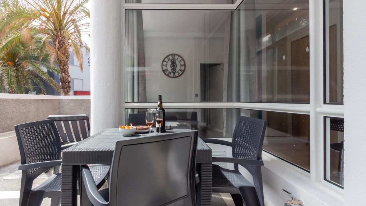 The Jolie - Apartments By The Ocean Порту-Мониш Экстерьер фото