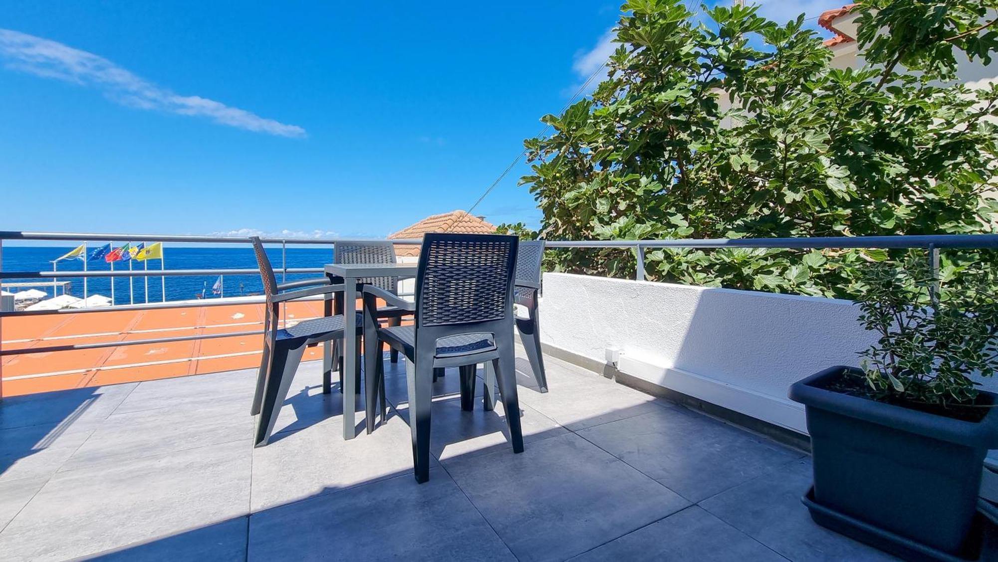 The Jolie - Apartments By The Ocean Порту-Мониш Экстерьер фото